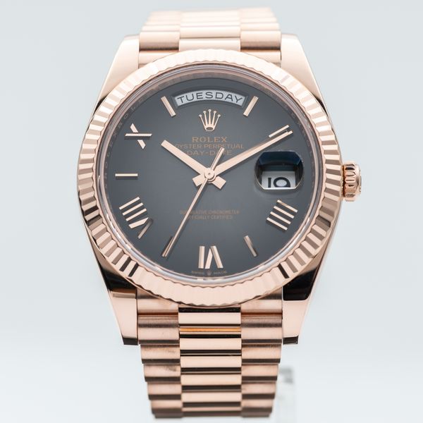 Rolex Day-Date 40 228235
